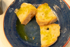 1_Waesche-Wein-bei-StrehleWaesche-04122024-33