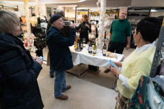 1_Waesche-Wein-bei-StrehleWaesche-04122024-37